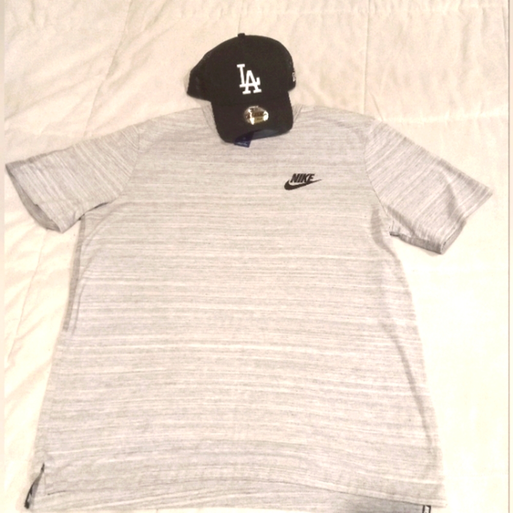 Nike tee